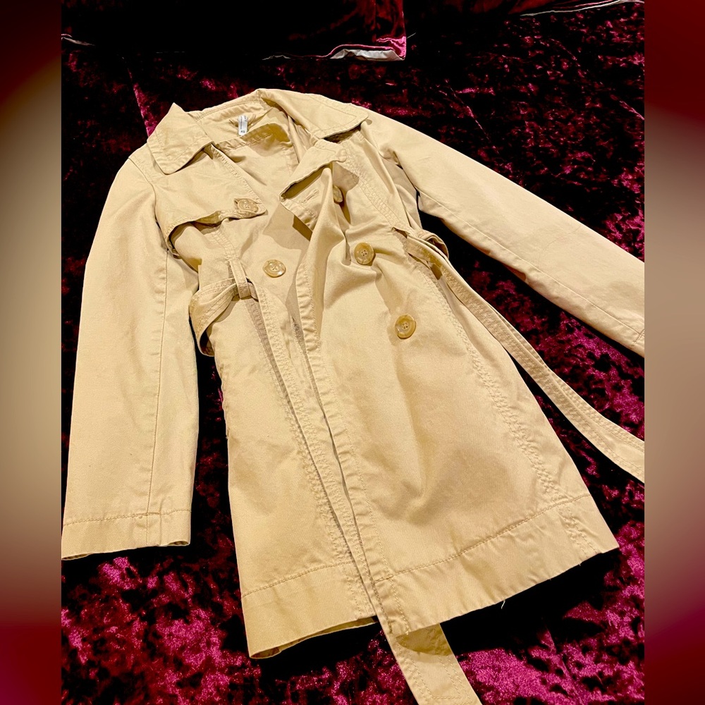 Old Navy Trench Coat 🧥💜🌷